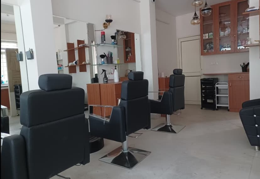 Neelima's Unisex Salön Studio & Academy